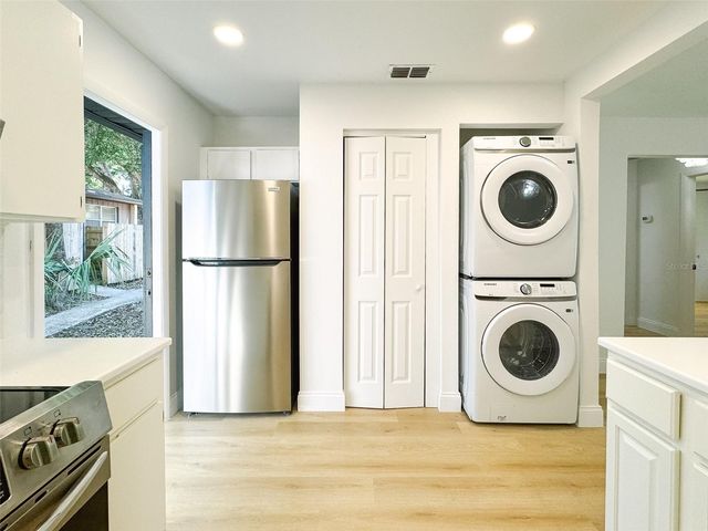 722 ANGELINA LANE, Lakeland, FL 33801