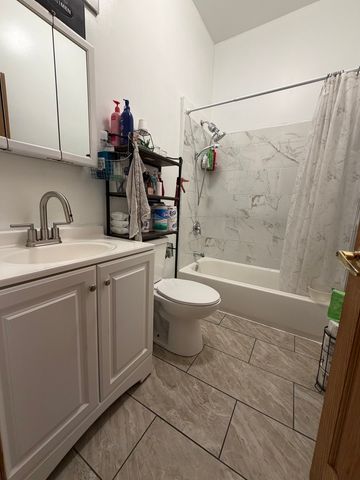 717 N Springfield Avenue, Chicago, IL 60624