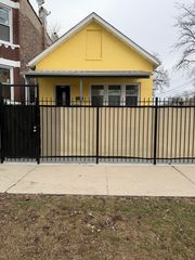717 N Springfield Avenue, Chicago, IL 60624