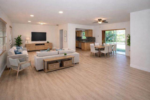 7885 SW 158th Ter 0, Palmetto Bay, FL 33157