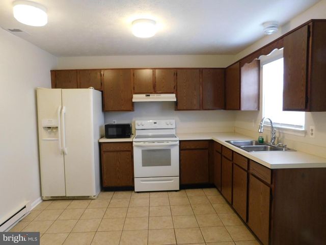 248 WATERFORD LN, Winchester, VA 22602