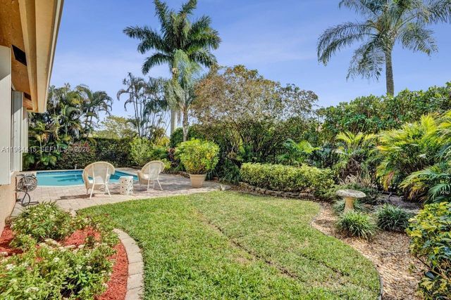 1614 Eastlake Way, Weston, FL 33326