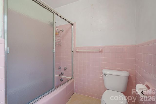 284 Chestnut Street, Mars Hill, NC 28754