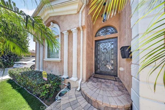 14930 Hartland Street, Van Nuys, CA 91405