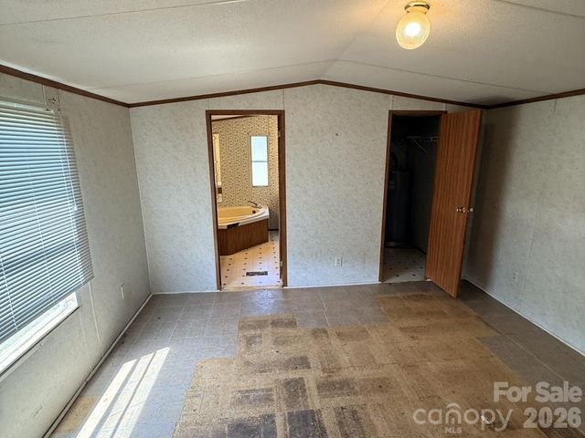 2330 Springdale Drive, Newton, NC 28658