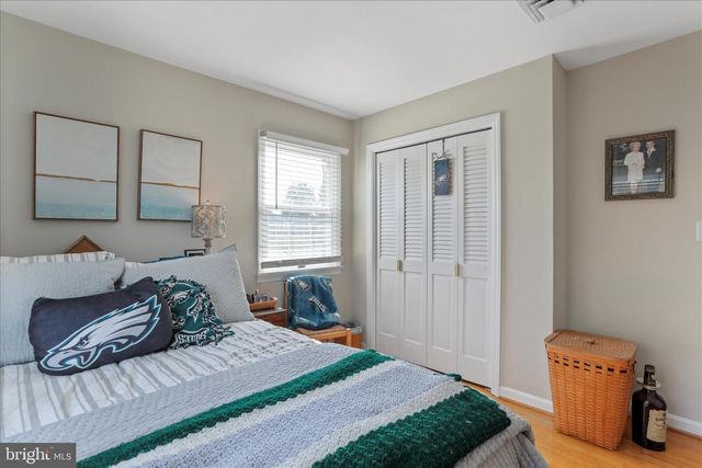 305 N RED HILL RD, Martinsburg, WV 25401