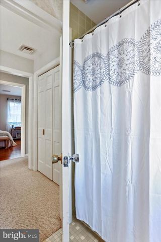 305 N RED HILL RD, Martinsburg, WV 25401