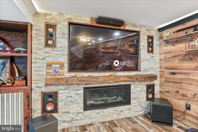 305 N RED HILL RD, Martinsburg, WV 25401