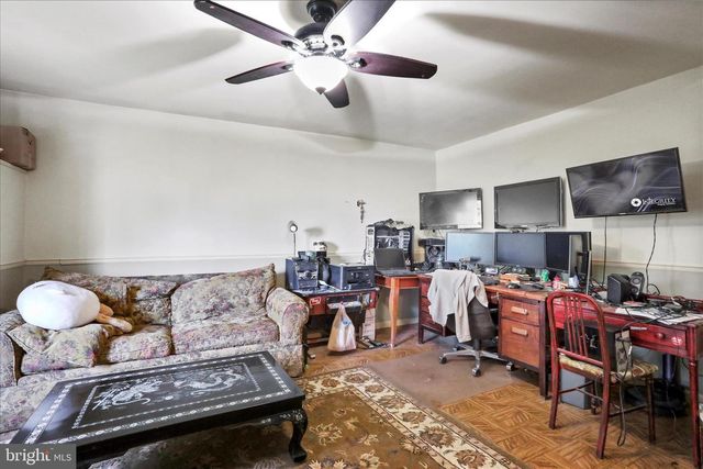 305 N RED HILL RD, Martinsburg, WV 25401