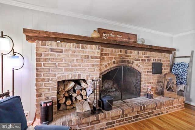 305 N RED HILL RD, Martinsburg, WV 25401