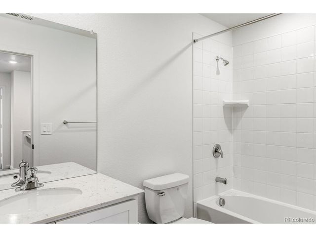 289 Mia Ln, Johnstown, CO 80534