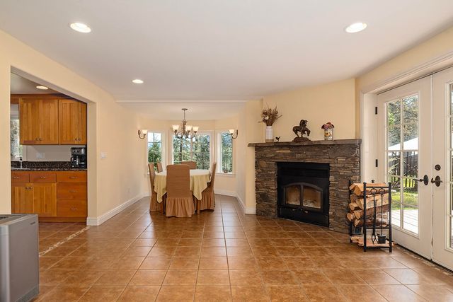 778 Ragsdale Road, Trail, OR 97541