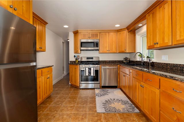778 Ragsdale Road, Trail, OR 97541