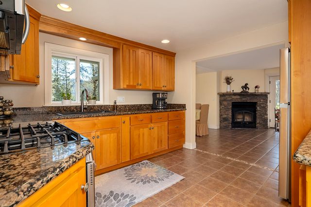 778 Ragsdale Road, Trail, OR 97541