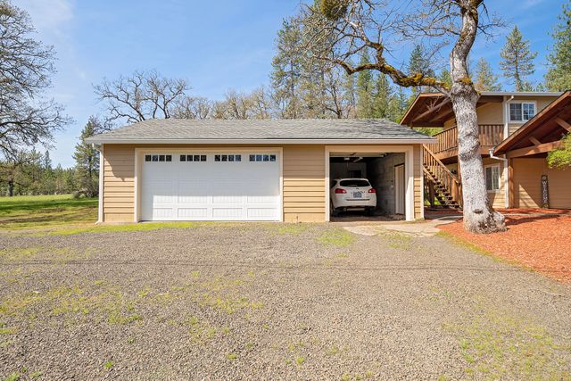 778 Ragsdale Road, Trail, OR 97541