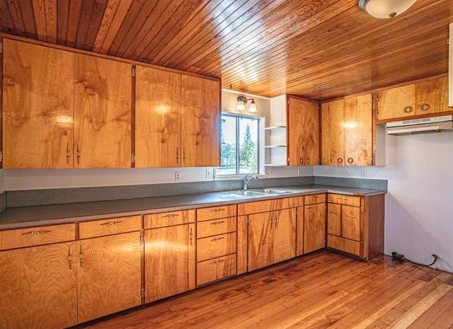 778 Ragsdale Road, Trail, OR 97541