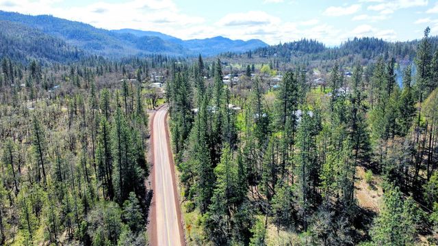 778 Ragsdale Road, Trail, OR 97541