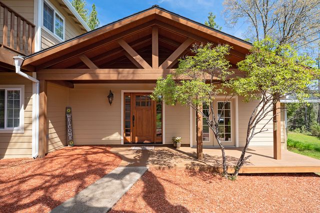 778 Ragsdale Road, Trail, OR 97541