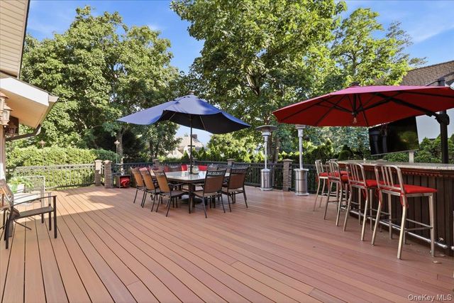 1 Interlaken Drive, Eastchester, NY 10709