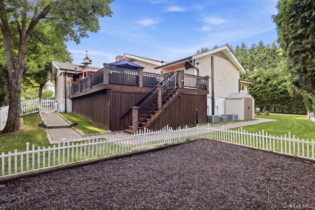 1 Interlaken Drive, Eastchester, NY 10709