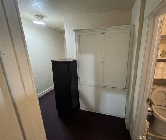 4305 San Pedro, Los Angeles, CA 90011