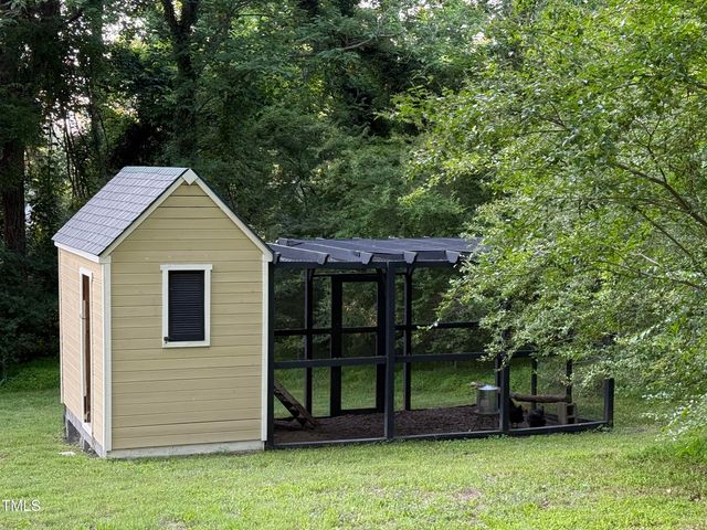 313 W Noble Street, Louisburg, NC 27549