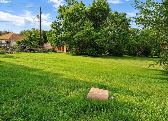 1312 Cherry Street, Baytown, TX 77520