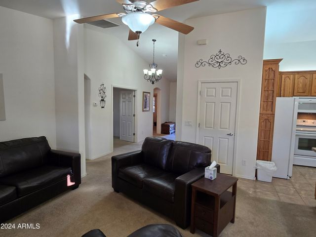 2101 S MERIDIAN Road 205, Apache Junction, AZ 85120