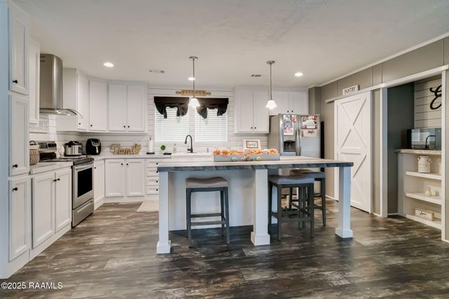 153 Chardonnay Drive, Opelousas, LA 70570