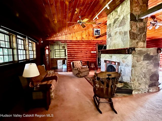 11 Cuomo Drive, Highland, NY 12528