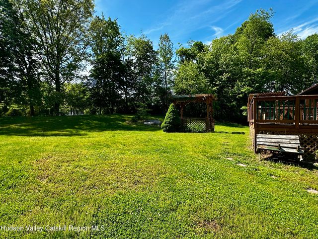 11 Cuomo Drive, Highland, NY 12528