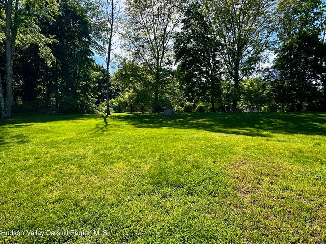 11 Cuomo Drive, Highland, NY 12528