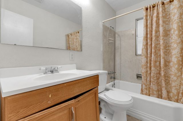522 N Merrill Avenue, Duncanville, TX 75116