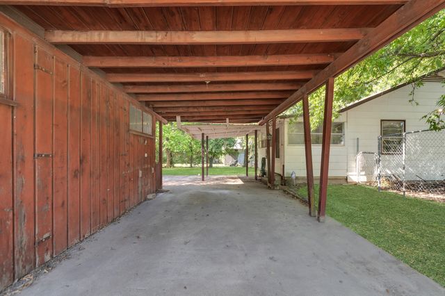 522 N Merrill Avenue, Duncanville, TX 75116