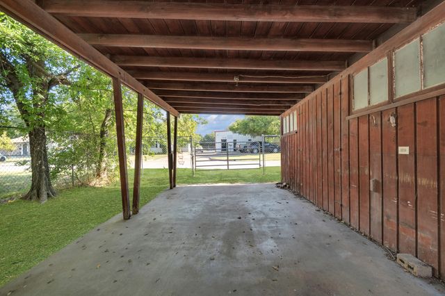 522 N Merrill Avenue, Duncanville, TX 75116