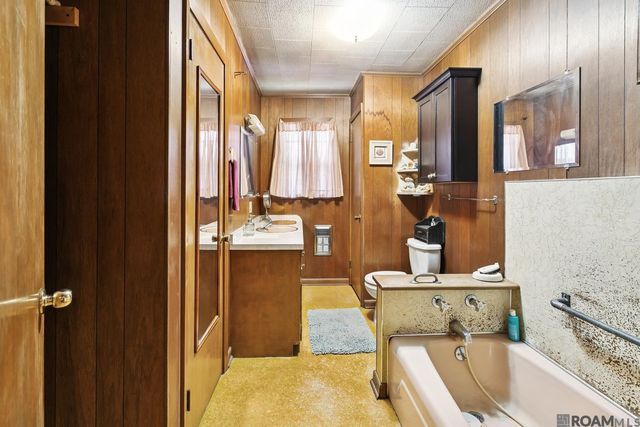 37544 Hwy 22, Darrow, LA 70725