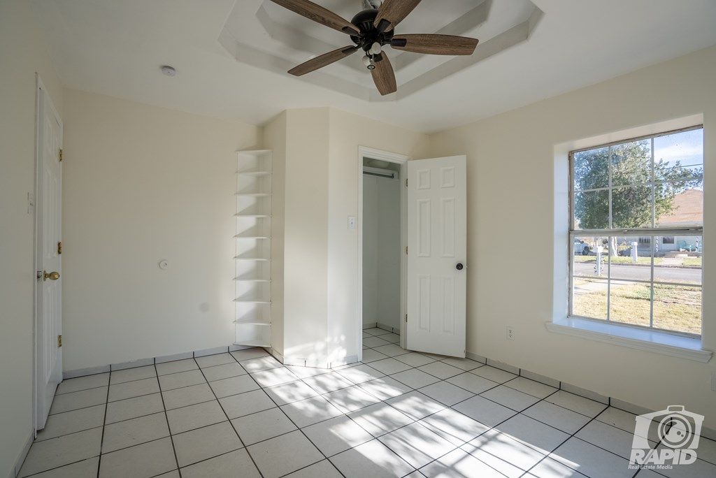 Image 11 of property listing at 1703 N Magdalen St, San Angelo, TX 76903