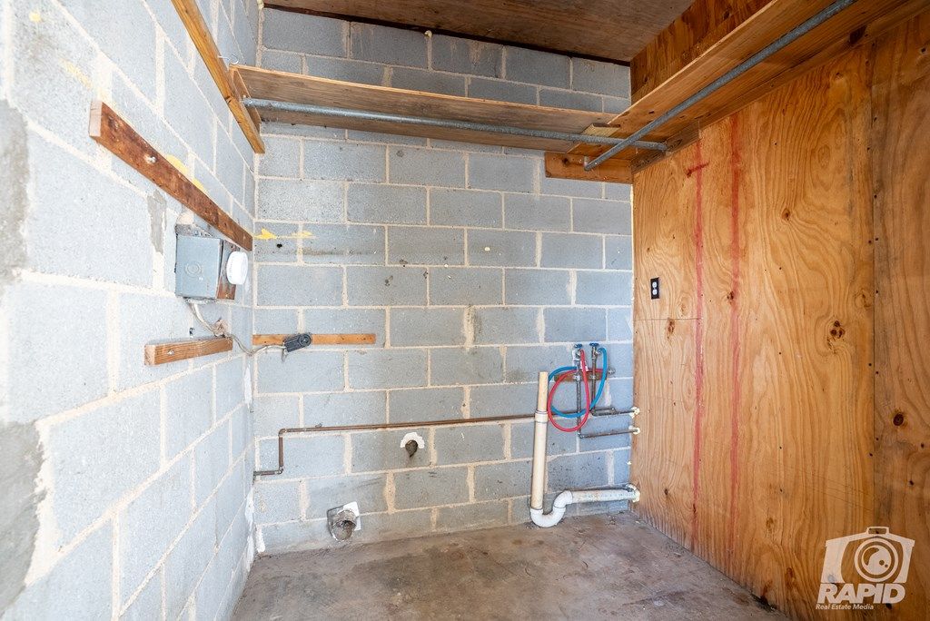 Image 27 of property listing at 1703 N Magdalen St, San Angelo, TX 76903