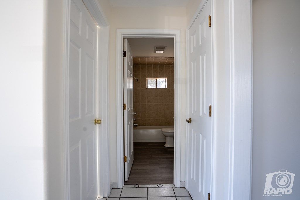 Image 9 of property listing at 1703 N Magdalen St, San Angelo, TX 76903