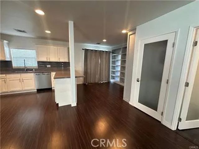 8801 Cattaraugus, Los Angeles, CA 90034