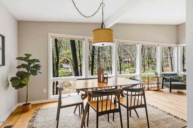 233 Forest Hill Road, Chapel Hill, NC 27514