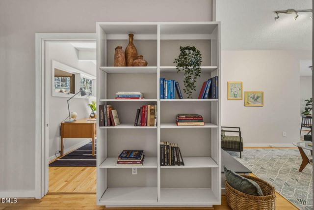 233 Forest Hill Road, Chapel Hill, NC 27514