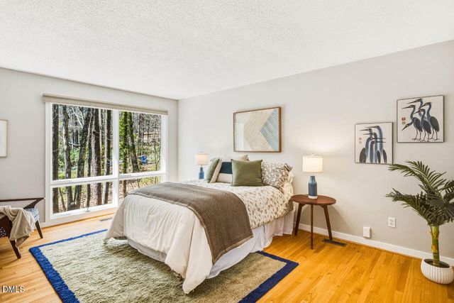 233 Forest Hill Road, Chapel Hill, NC 27514