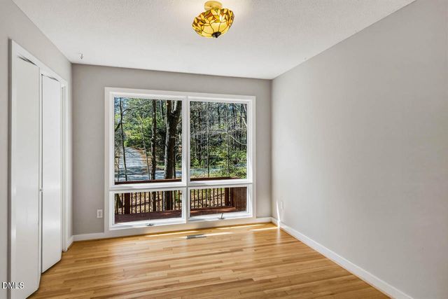 233 Forest Hill Road, Chapel Hill, NC 27514