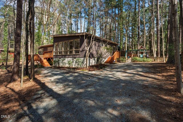 233 Forest Hill Road, Chapel Hill, NC 27514