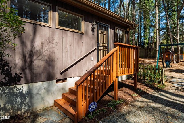 233 Forest Hill Road, Chapel Hill, NC 27514