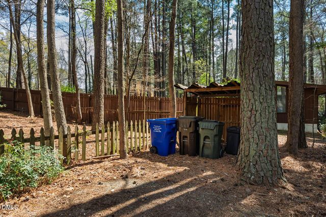 233 Forest Hill Road, Chapel Hill, NC 27514