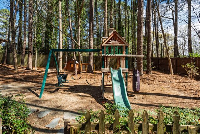 233 Forest Hill Road, Chapel Hill, NC 27514