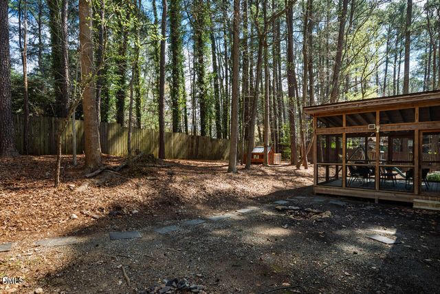 233 Forest Hill Road, Chapel Hill, NC 27514