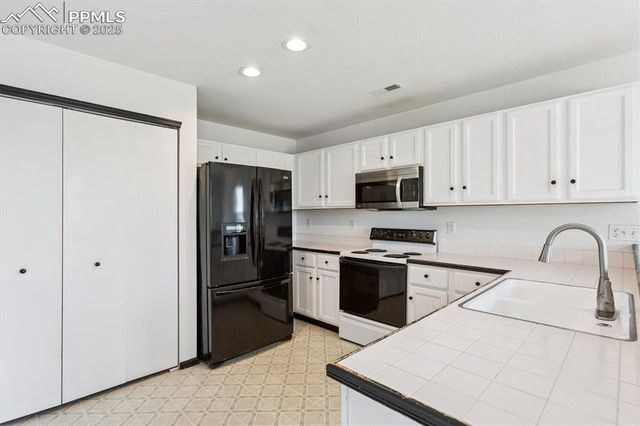 229 Turf Trail Place, Fountain, CO 80817